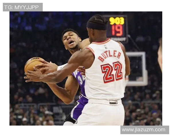 雄鹿球员膝伤缺阵：季后赛前景蒙上阴影